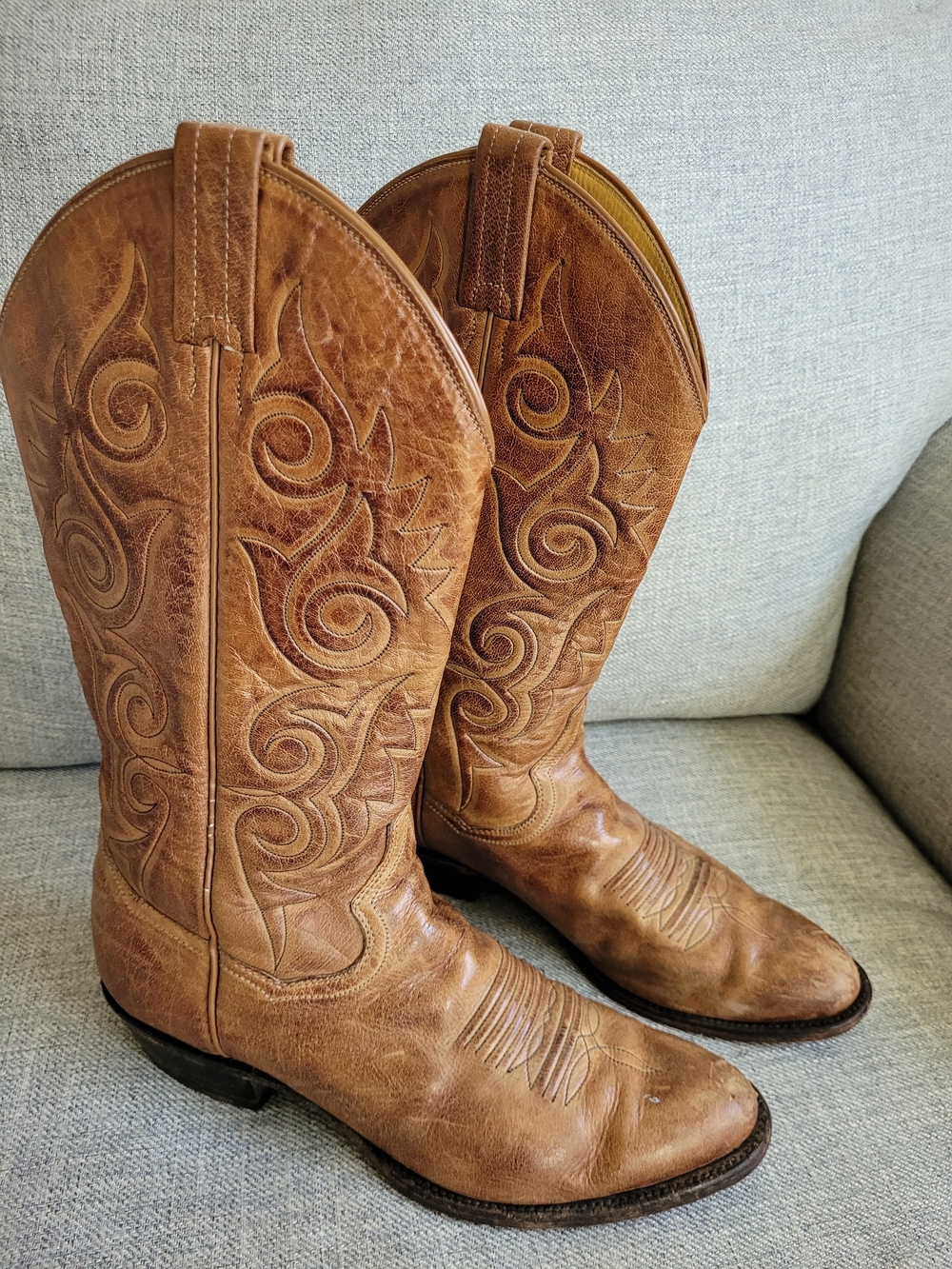 Women's Brown Embroidered Leather Western Heeled Boots
